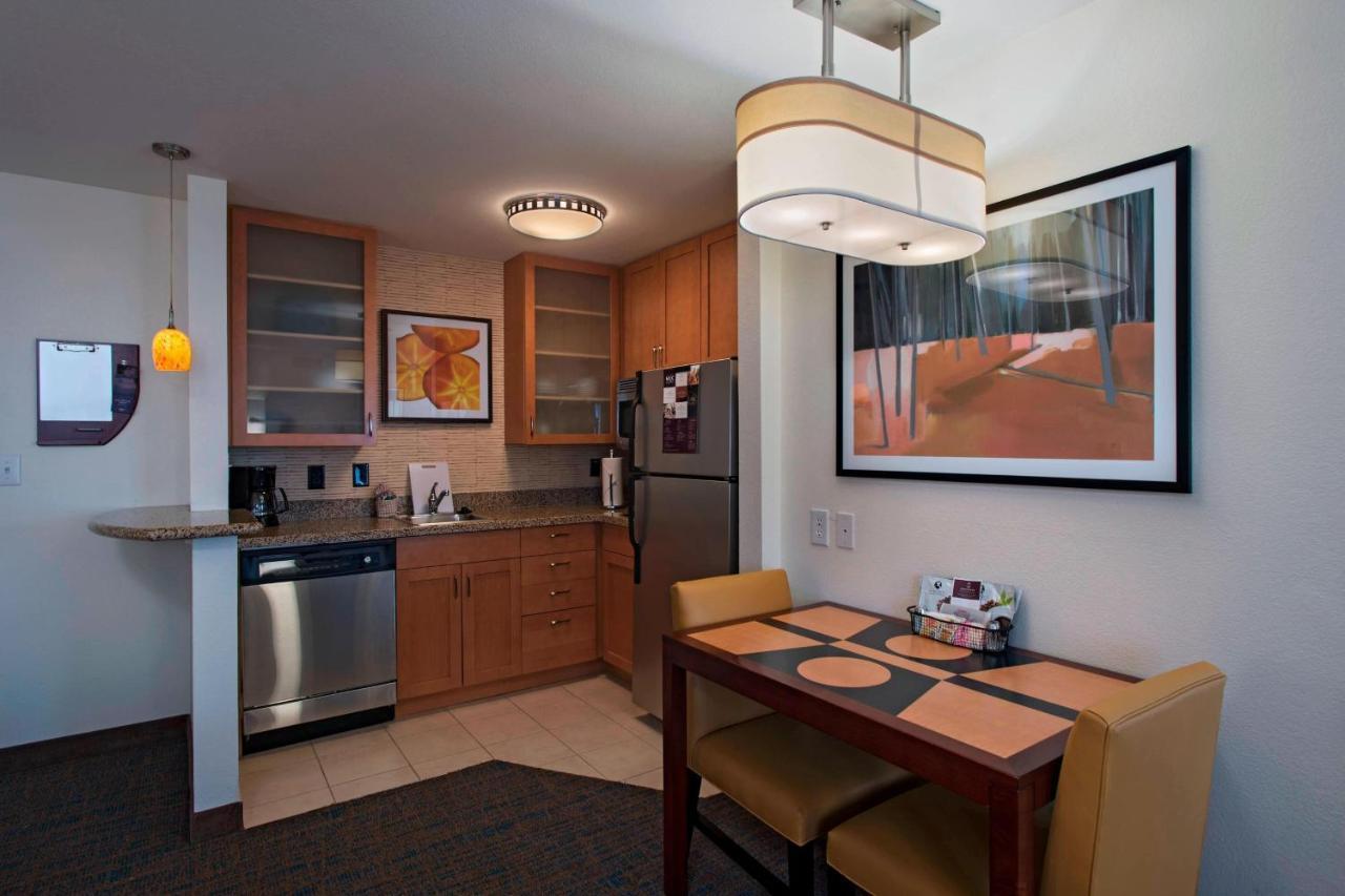 Residence Inn Bryan College Station Exteriör bild
