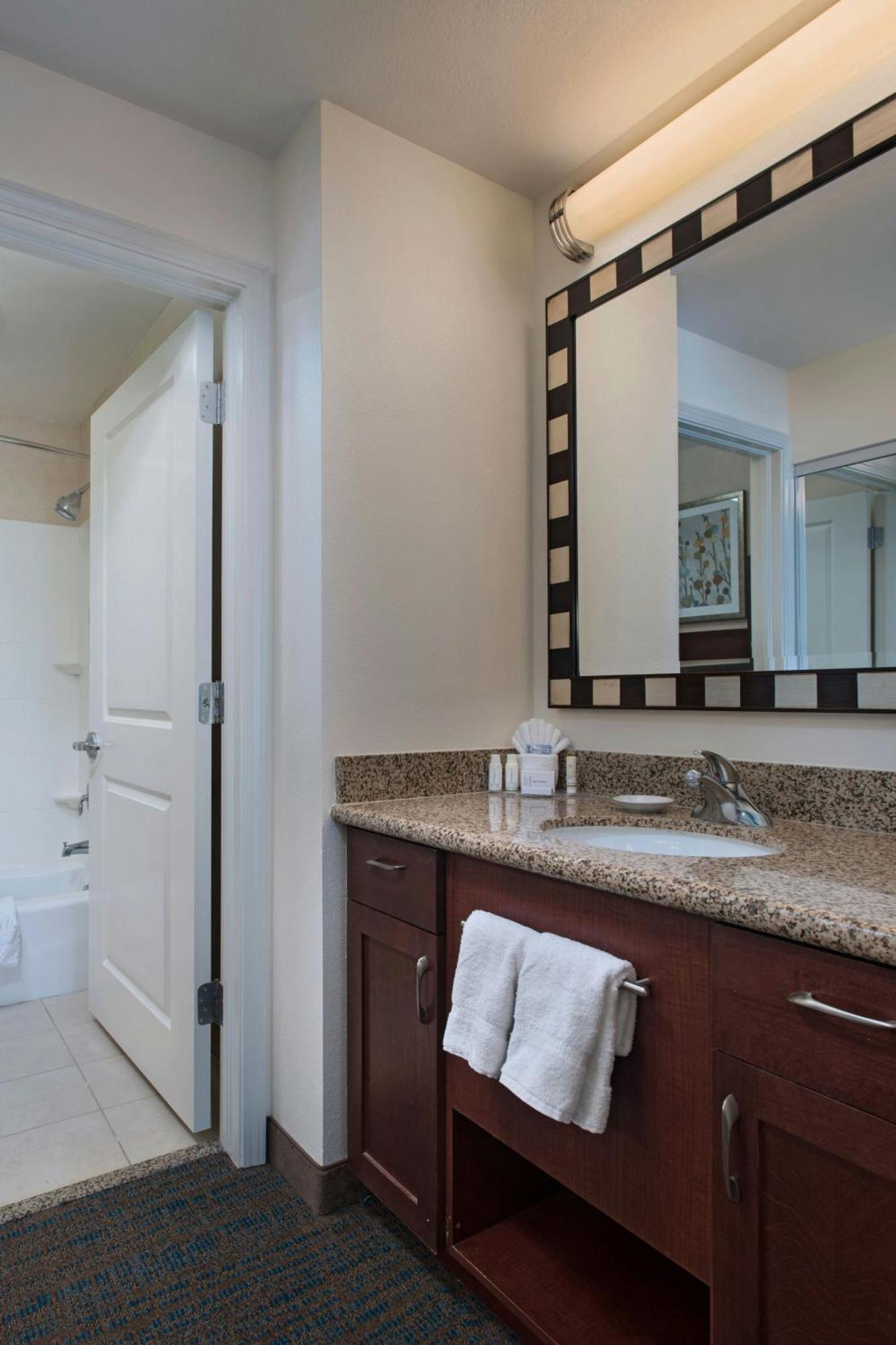 Residence Inn Bryan College Station Exteriör bild
